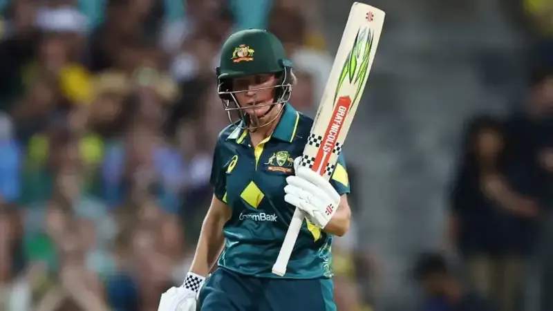 Beth Mooney AUS-W v ENG-W third T20I