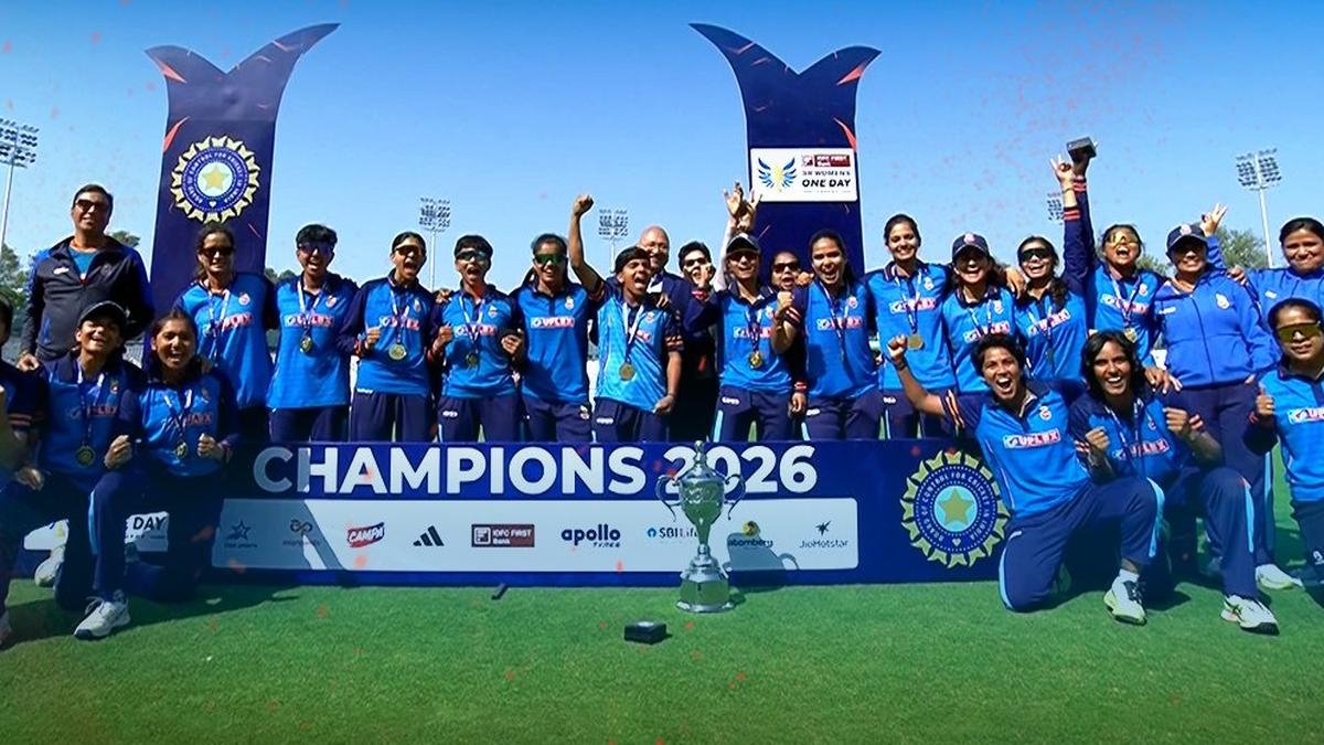 Delhi Cricket's Slump: Men's Team Fails, Women Triumph